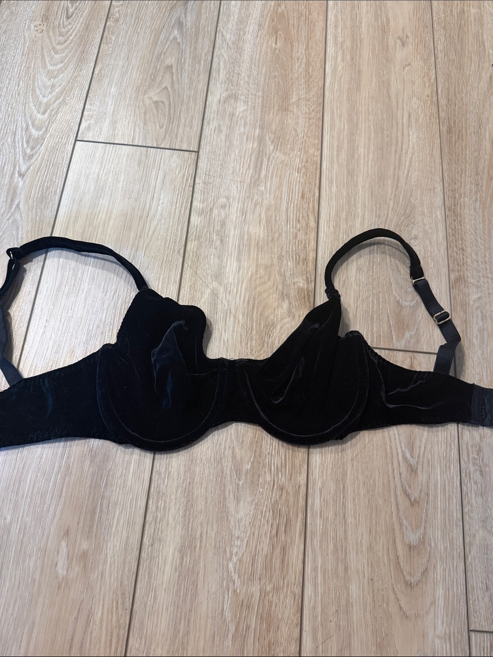 Warner's Black Velvet Underwire Bra - Velvet Support